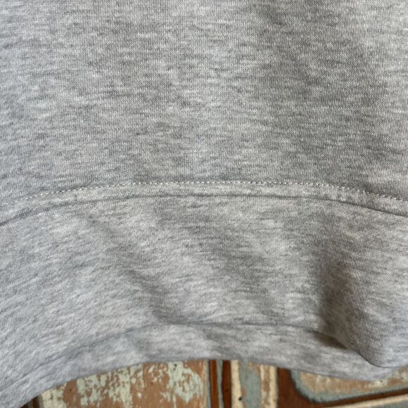 Caracilia Gray V Neck Extra Large Sweatshirt - Picture 10 of 10